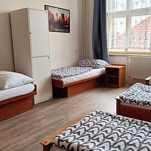 Dormitory Room Mixed